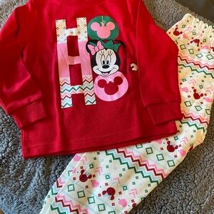 NWOT Disney Minni Mouse Pajama set